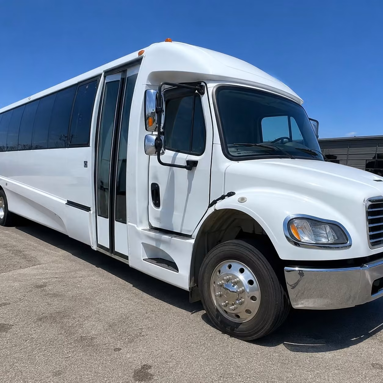 18 passenger minibus