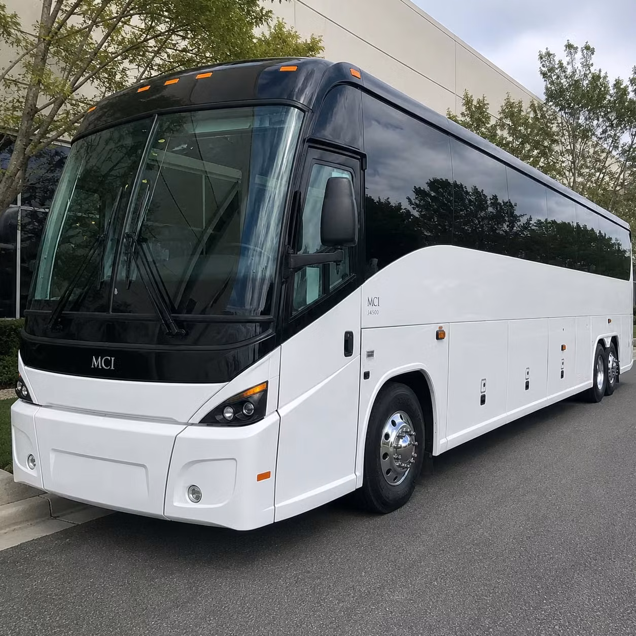 charter bus rentals for pembroke pines healthcare and hospital employee transfers