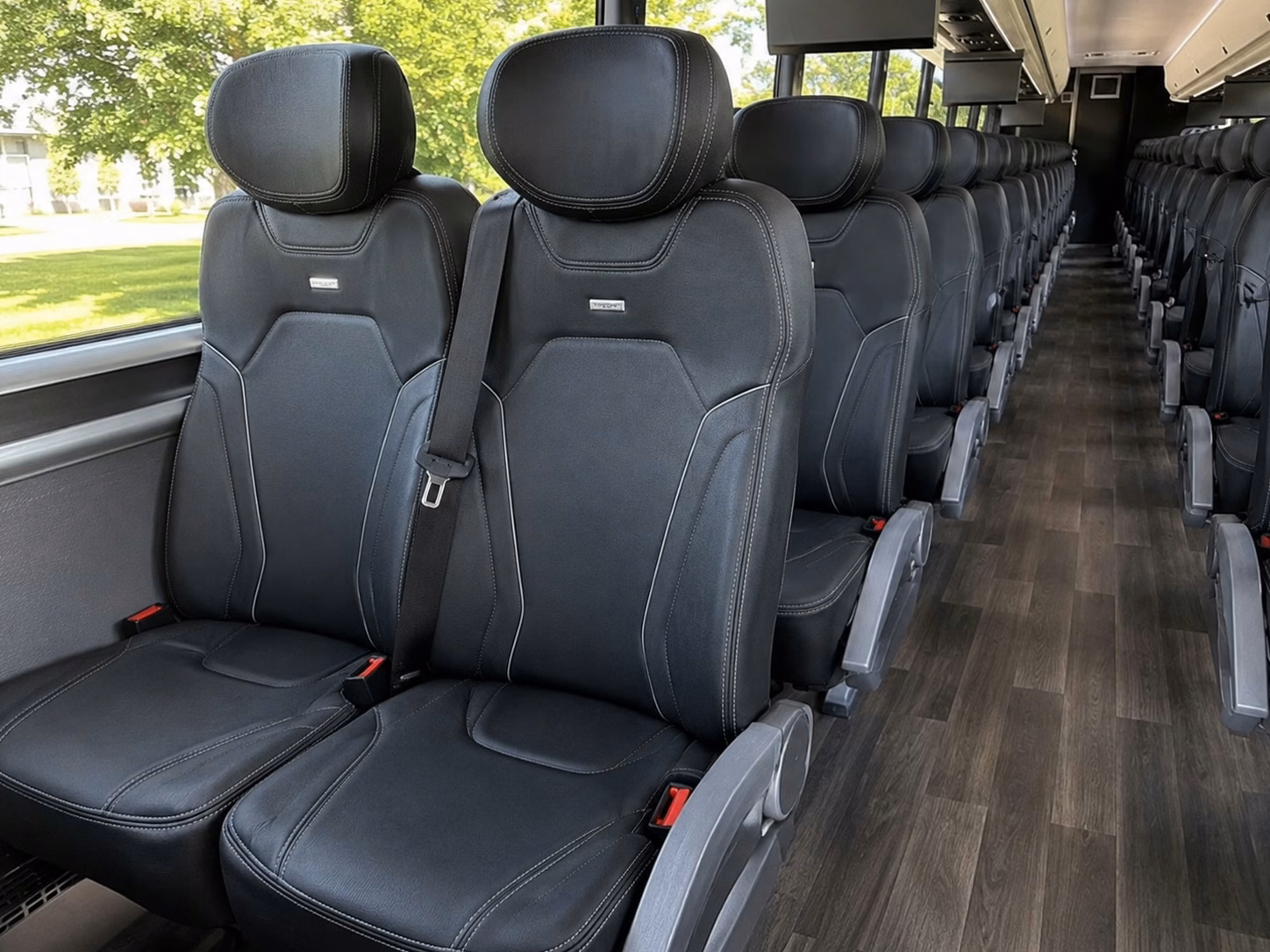 charterbusrentalpembrokepinesfl com is how pembroke pines couples book bridal party transportation that actually works